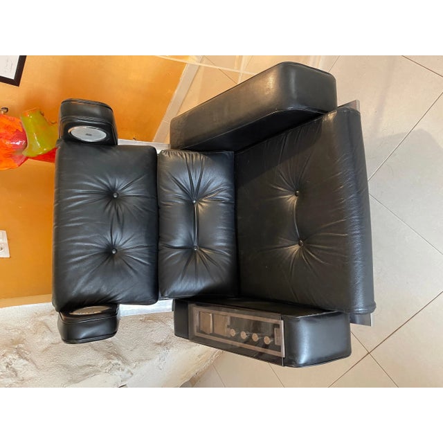 Set of Leo Movies Prototype Lounge Chairs with Audio Systems attributed to Robin & Lucienne Day for Hille, 1967 For Sale - Image 6 of 11