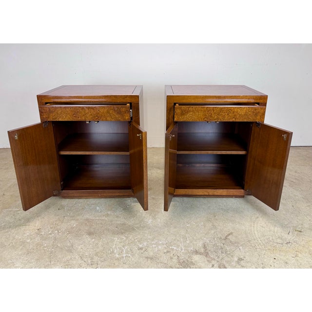 Milo Baughman Mid Century Modern Milo Baughman Style Burlwood & Walnut Nightstands For Sale - Image 4 of 12