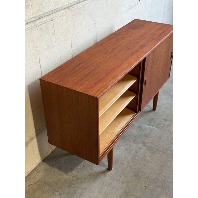 In Style of Borge Mogensen Model 160 Sliding Door Sideboard Teak Wood Denmark Mid-Century Modern 1960s For Sale - Image 4 of 11