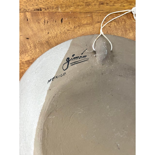 Vintage Mexican Tonala Plate With Bird and Botanical Designs For Sale - Image 4 of 6