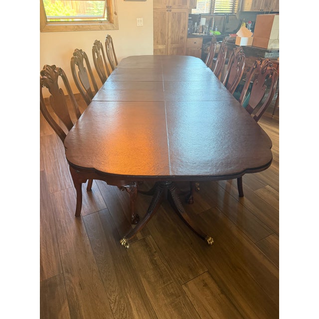 1980s Kindel Winterthur Mahogany Complete Dining Set-Original Receipt of Purchase Included For Sale - Image 13 of 18