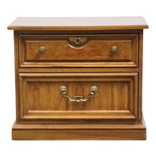 Thomasville Furniture Serenade Collection Burled Walnut Italian Neoclassical Tuscan Style 26" Nightstand 21211-110 For Sale