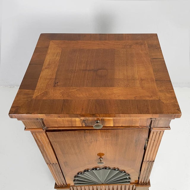 Italian Art Deco Wooden Bedside Tables, 1930s, Set of 2 For Sale - Image 6 of 17