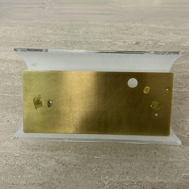 Vintage Acrylic and Brass Wall Lamp, 1970s For Sale - Image 10 of 17