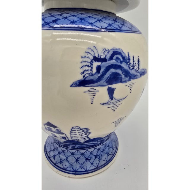Vintage Seymour Mann Hong Kong Old Canton Hand Painted Blue & White Porcelain Ginger Jar For Sale In Philadelphia - Image 6 of 10