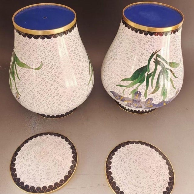 Pair of Vintage Cloisonné Enamel Iris Floral Lidded Jars / Tea Caddies For Sale - Image 4 of 9