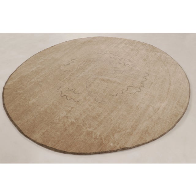 Hand-knotted in premium wool, this 8x8 round rug is a serene new addition to Rug & Kilim’s Modern collection. This...