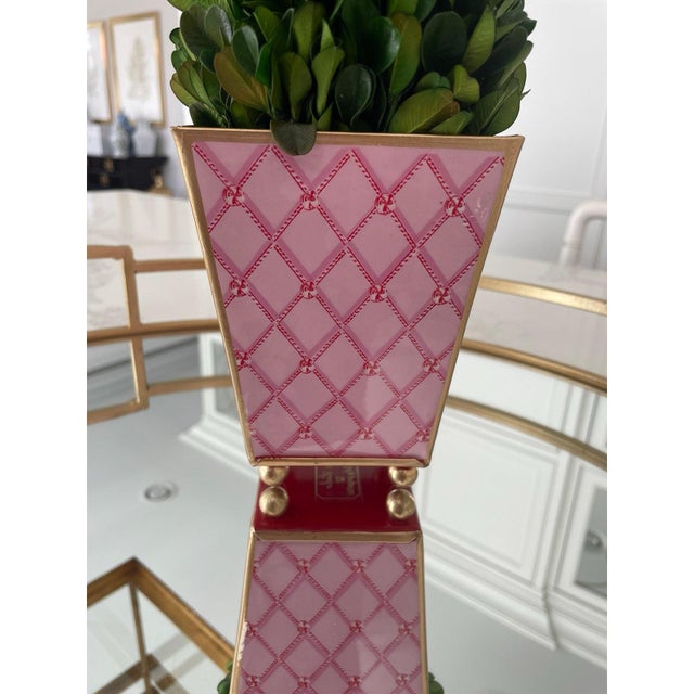 Candy Cane Trellis Holiday Enameled Cachepot For Sale In Chicago - Image 6 of 9