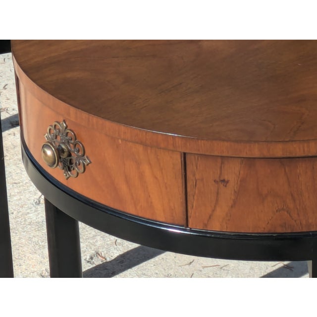 Brown Stunning Pair of Vintage Mid Century Round Lamp Tables or Nightstands Made by Fine Arts Furniture For Sale - Image 8 of 11