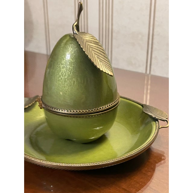 Art Deco Mid 20th Century Evans Hand- Enameled Green Pear Lighter and Tray With Leaf Accent For Sale - Image 3 of 12