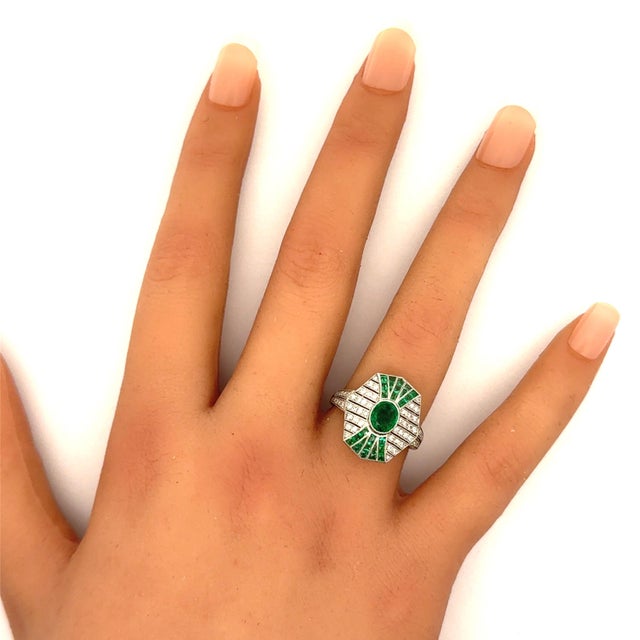 Emerald Diamond Platinum Art-Deco Style Ring, Size 7.5 For Sale In Los Angeles - Image 6 of 6