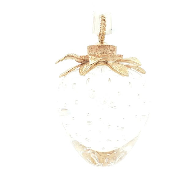 Modern Late 20th Century Stueben Art Glass Strawberry With 18k Petal Cap For Sale - Image 3 of 4