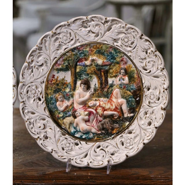 Pair of 20th Century Italian Hand-Painted Porcelain Capodimonte Wall Platters For Sale - Image 4 of 10