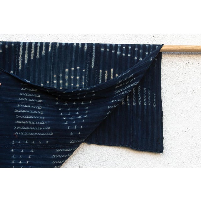 Vintage African Moss "Kaya Eclipse" Indigo Throw For Sale In Los Angeles - Image 6 of 6