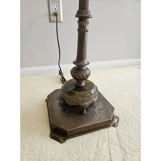 Early 20th Century Antique Early 20th Century Torchiere Floor Lamp with Acanthus Leaf Motif and Onyx Base Insert For Sale - Image 5 of 11