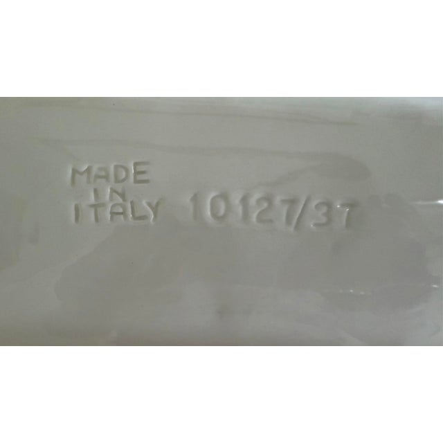 Ceramic Italian Majolica Decorative Basketweave Platter With Ivy Leaves For Sale - Image 7 of 11