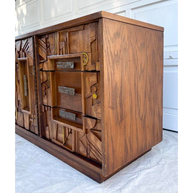 Mid 20th Century MCM Brutalist Evans-Style Dresser With Mirror Set For Sale - Image 5 of 12