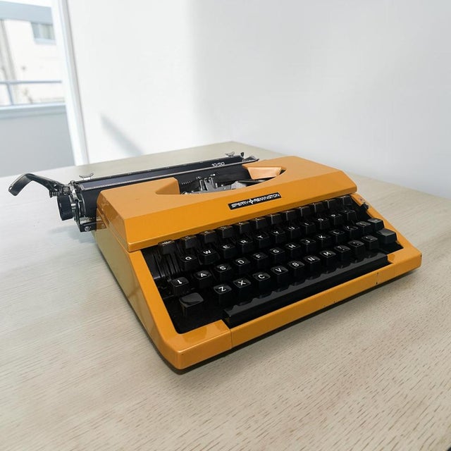 Dutch 10/50 Yellow Typewriter with Case from Sperry Remington, 1970s For Sale - Image 15 of 15