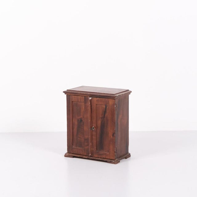 Antique miniature furniture in oak with hand-forged fittings from the 1840s. Unique and decorative collector’s item with...