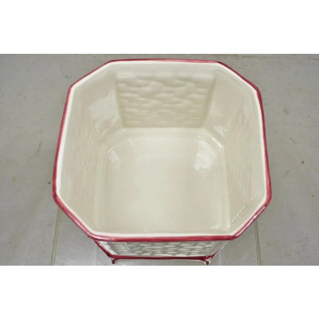 Mid 20th Century Vintage Chinoiserie Italian Porcelain Lattice Fretwork Pink Flower Planter Pot For Sale - Image 5 of 8
