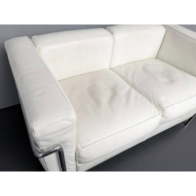 Bauhaus LC2 2-Seater Sofa by Le Corbusier for Cassina, Italy, 2000s For Sale - Image 3 of 12