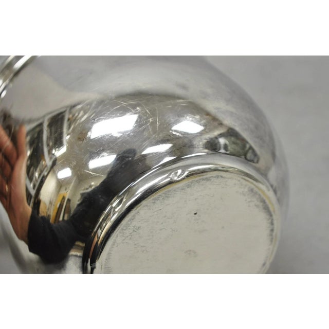 Vintage Art Deco Silver Plated Reticulating Hinge Bar Ice Bucket W/ "S" Monogram For Sale - Image 13 of 16