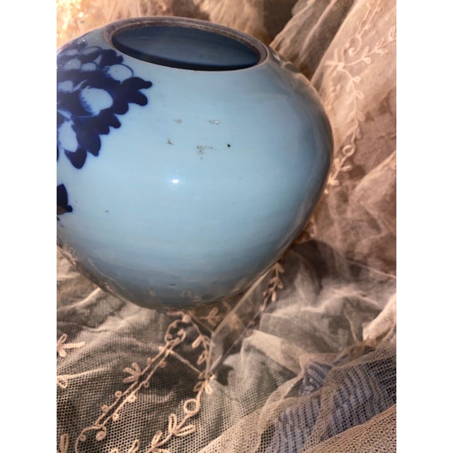 No noted breaks , some minor chippy underlie cover . Some minor wear as to be expected for age Blue and white porcelain...