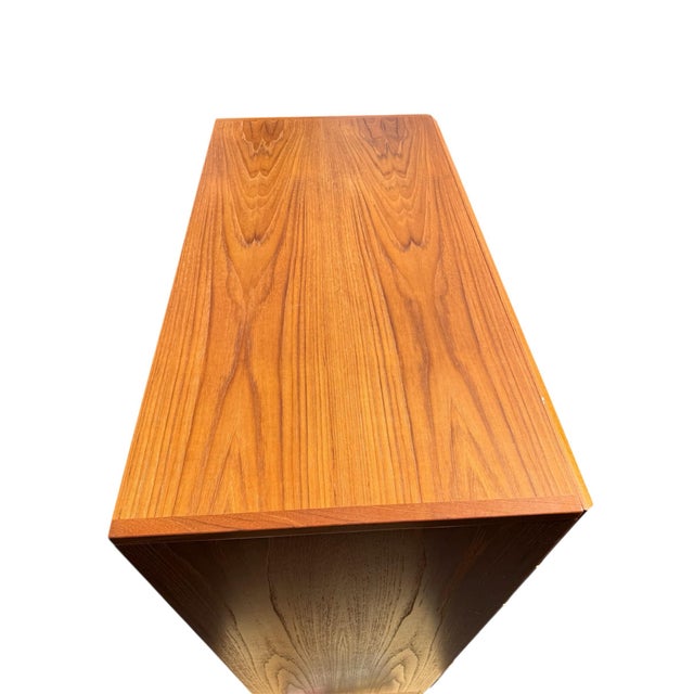 Chestnut 1970s Danish Modern Teak Dresser by Vitre of Denmark For Sale - Image 8 of 12