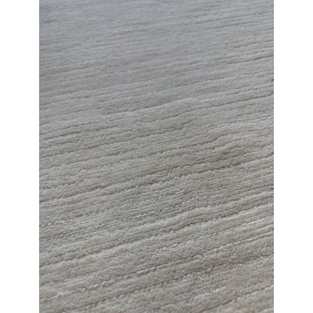 Restoration Hardware Rh Luz Rug – 6' X 9' – Ivory – New Zealand Wool For Sale - Image 4 of 13