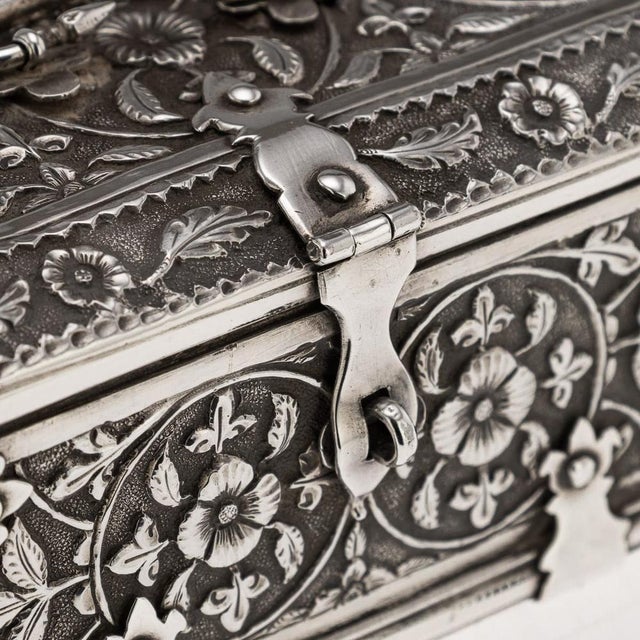 Antique Indian Madras Silver Casket, 1890 For Sale - Image 10 of 18