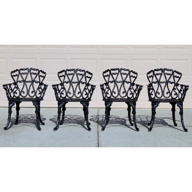 1960s Mid-Century Ornate Cast Aluminum Patio Dining Set – Filigree Round Table With 4 Heart-Back Armchairs For Sale - Image 5 of 16