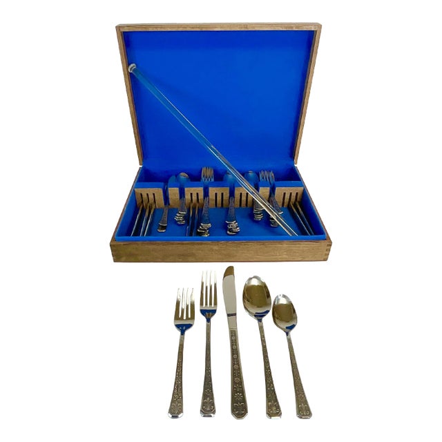 Mid-Century French Fleur De Lis and Daisy Design Stainless Flatware - Service for 8 - 51 Pieces For Sale