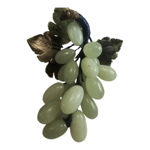 Asian Carved Jade Hard Stone Fruit Grape Bunch W/Leaves Decorative