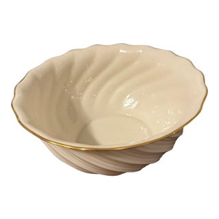 Late 20th Century Lenox Richmond Collection Swirled Bowl For Sale