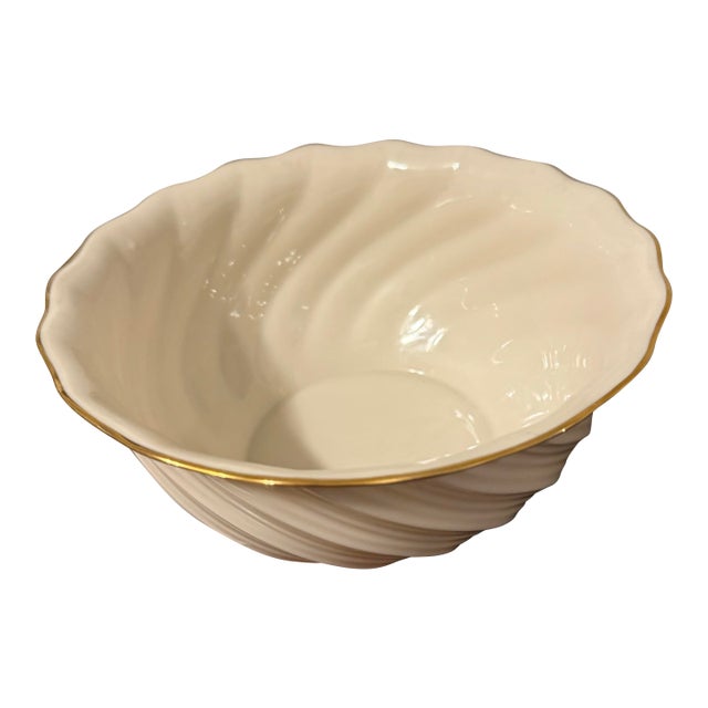 Late 20th Century Lenox Richmond Collection Swirled Bowl For Sale