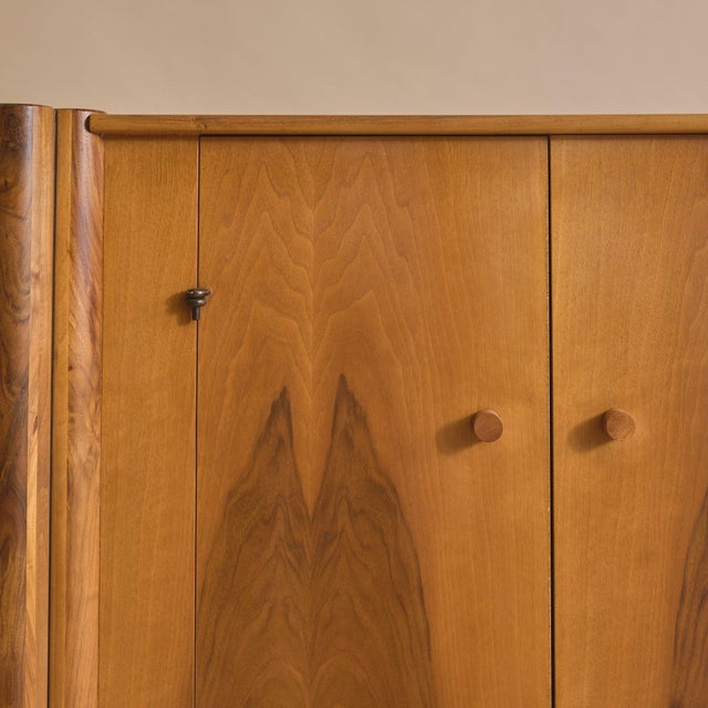 1970s Italian Walnut 'Scuderia' Sideboard Attributed to Carlo Scarpa for Bernini, 1970s For Sale - Image 5 of 13