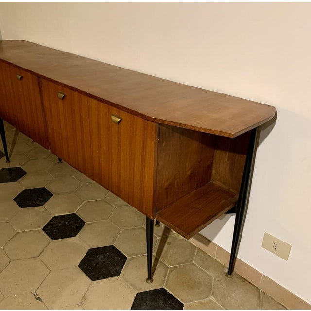 Mid-Century Modern Mid-Century Italian Maple and Brass Sideboard, 1950s For Sale - Image 3 of 6