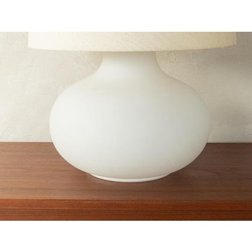White Table Lamp in Opal Glass by Heinz Josef Ohm for Glashütte Limburg, 1970s For Sale - Image 8 of 12