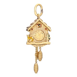 60s Vintage Cuckoo Clock Charm Moves 18k Yellow Gold Pendant Fine Jewelry For Sale