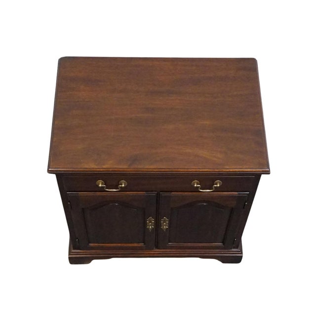 Henkel Harris Virginia Galleries Solid Mahogany Traditional Style 24" Cabinet Nightstand For Sale - Image 10 of 13