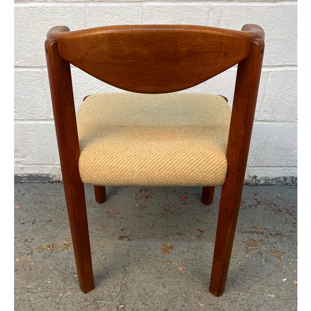 Mid 20th Century Set of Eight Danish Teak Cowhorn Chairs by Dyrlund For Sale - Image 9 of 12