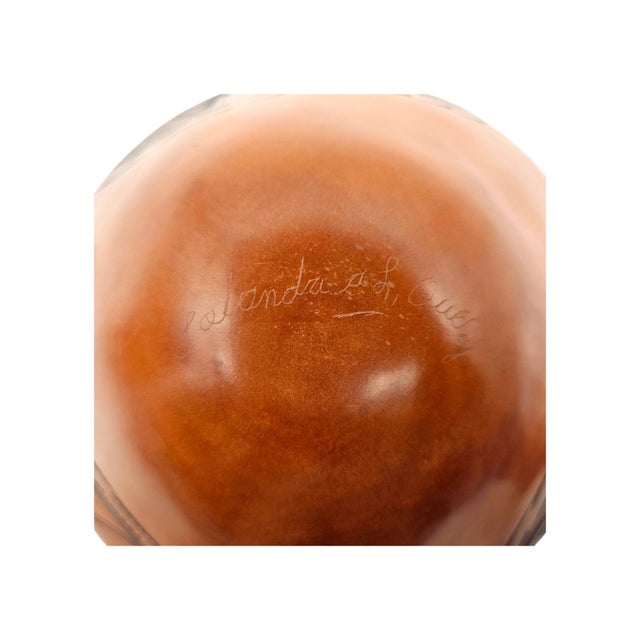 Signed Yolanda Quezada Mata Ortiz Polychrome Ceramic Vessel Casas Grandes 10" For Sale - Image 12 of 12