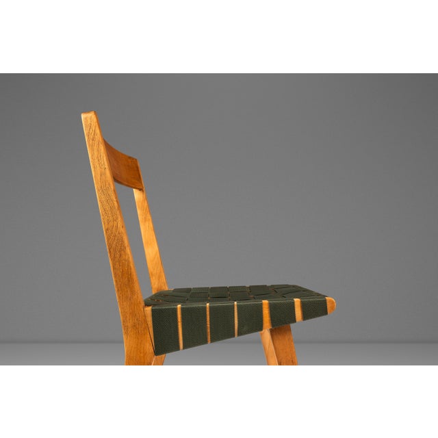 Mid-Century Modern Model 666 Side Chair in Birch & Green Strapping Attributed to Jens Risom for Knoll, Usa, Circa 1950s For Sale - Image 11 of 18