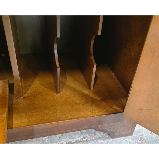 Ethan Allen Vintage Ethan Allen Hollywood Regency Chinoiserie Stereo Bar Cabinet, Hand-Painted Chinese Landscape For Sale - Image 4 of 18