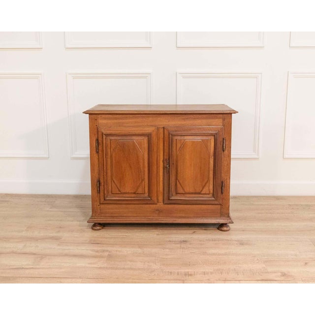 18th Century French Walnut Community Buffet, Louis XIV Period For Sale - Image 4 of 9