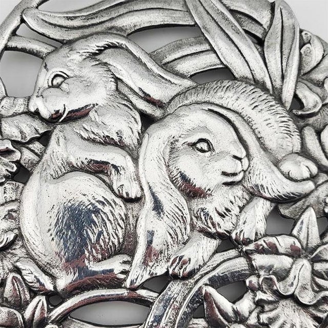 This is a vintage Arthur Court bunny rabbit and daffodil aluminum trivet or wall plate. Brand and Material: Made by Arthur...