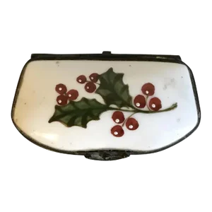 Antique 19th Century Continental Porcelain Patch Box Decorated with Holly Sprig