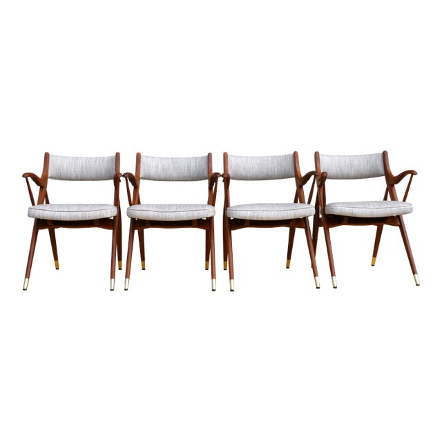 Mid Century 1960’s Set of Four Dining Armchairs Tables Dunbar Style For Sale