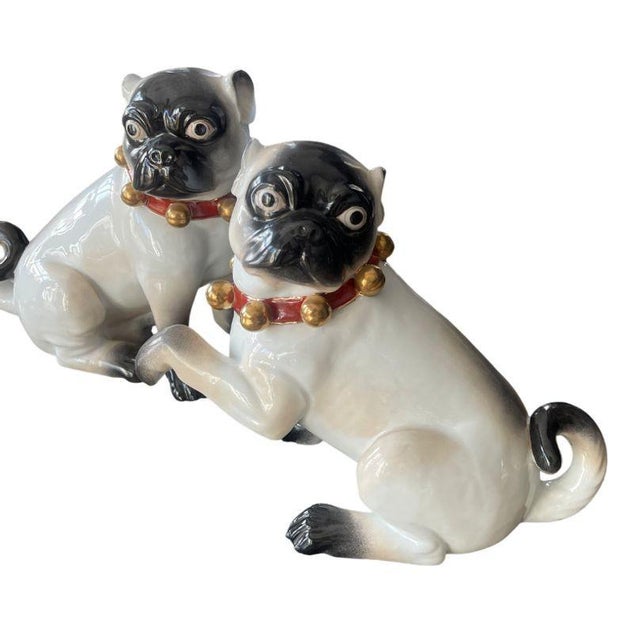 Early 20th Century Pair of Large English Porcelain Pug Dog Figures, Early 20th Century For Sale - Image 5 of 9