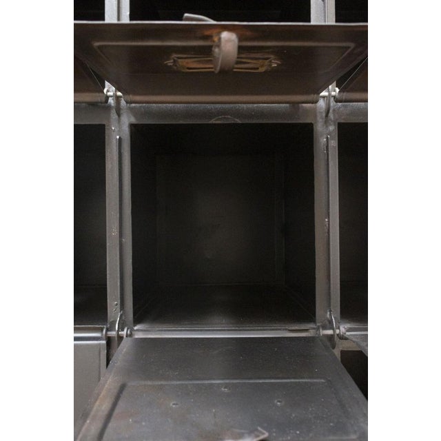 Mid-Century Industrial Steel 15-Tier Cabinet, Italy, 1950s For Sale - Image 4 of 18
